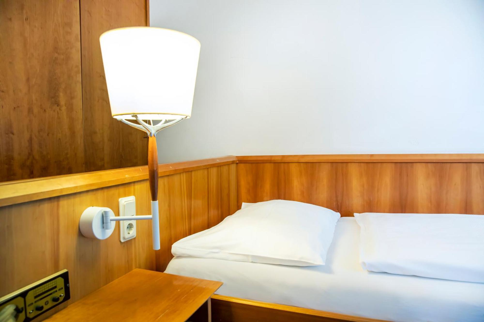 Roomingtons Karoli Waldkirchen Luaran gambar